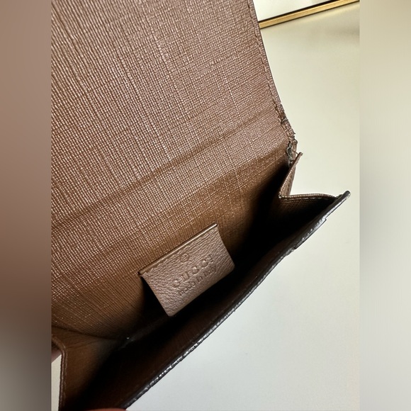 Vintage Gucci Bifold Wallet, AS IS, FINAL SALE - Picture 15 of 16